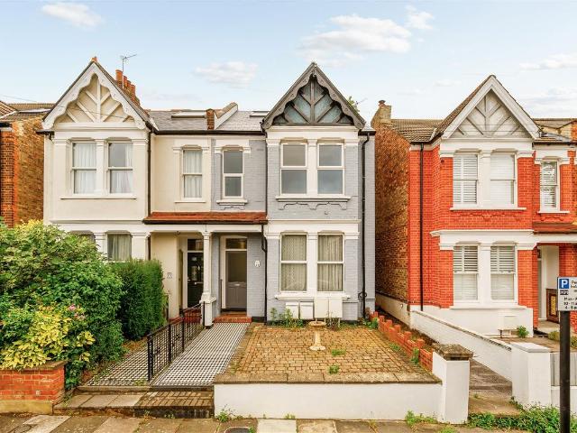 Apartment for rent in London Borough of Ealing, Greater London