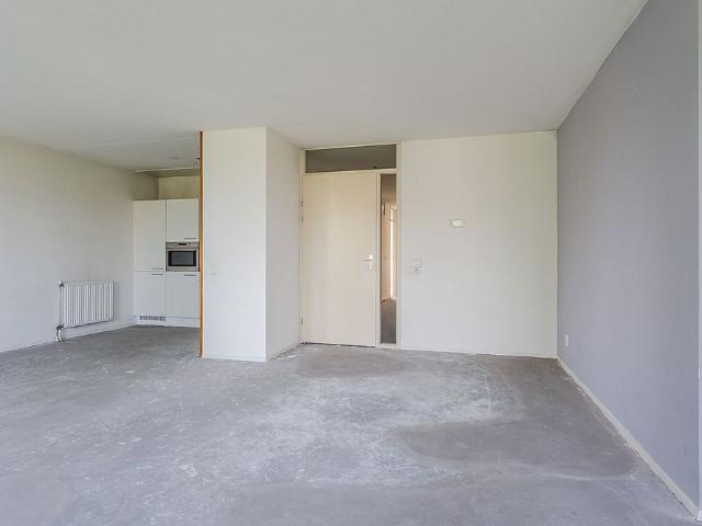 Appartement te huur in Bezuidenhout, Zuid Holland