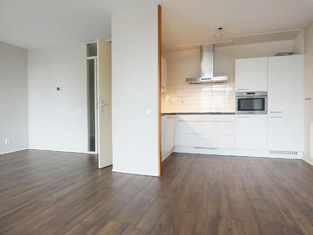 Appartement te huur in Bezuidenhout, Zuid Holland