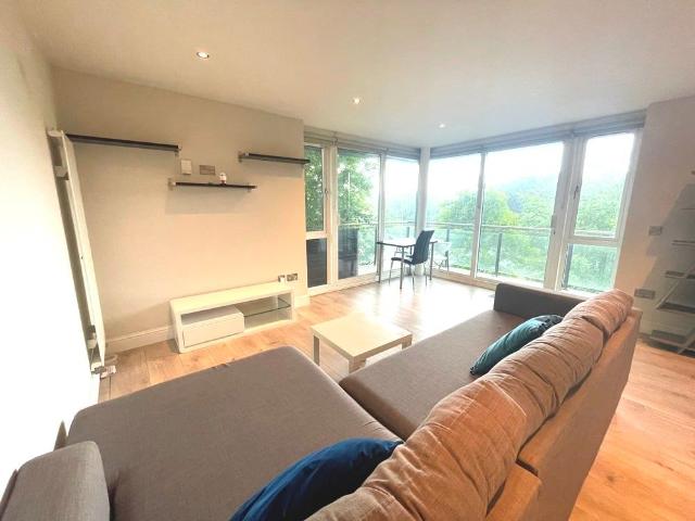 Apartment to rent in Bluebell, North Tipperary