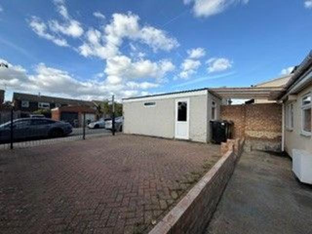 Apartment for rent in Marsh Farm