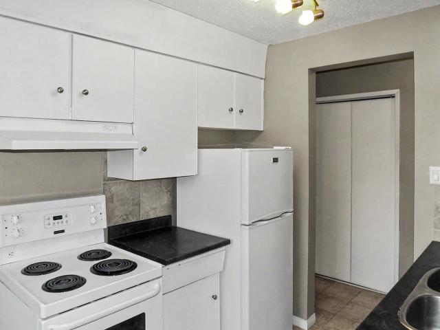 Apartment for rent in Wedgewood, Alberta