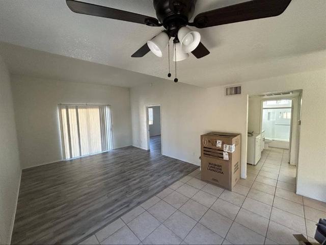 Room for rent in Palm Desert, California
