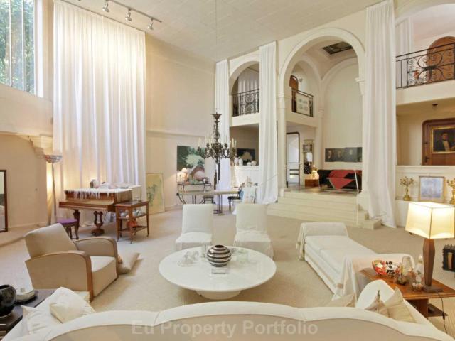 Maison vente à Neuilly-sur-seine