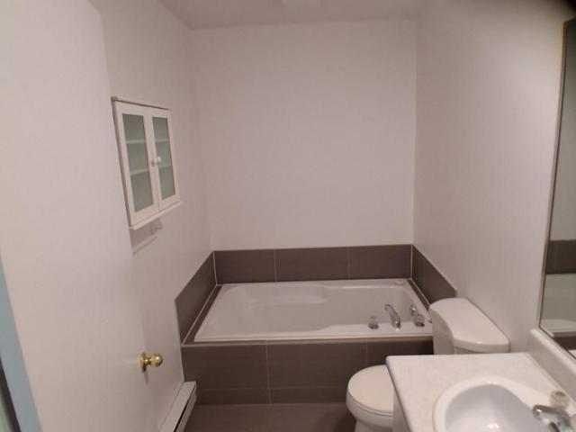 Apartment for rent in Saint Georges De Beauce, Quebec