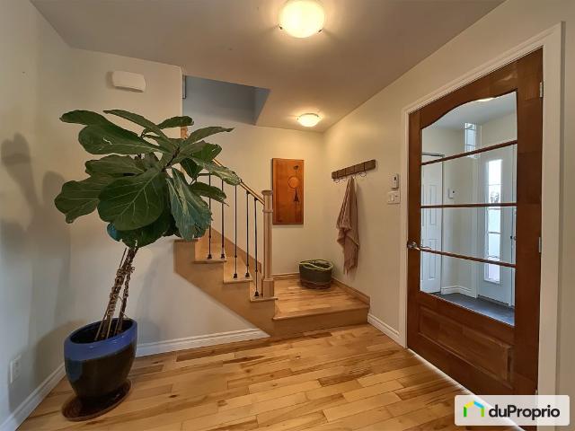 House for sale in Magog
