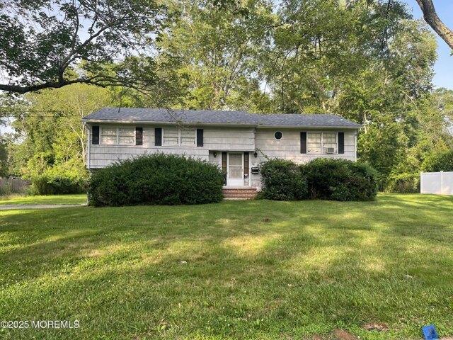 House for sale in Lincroft