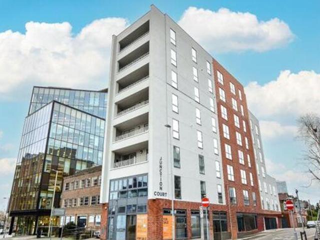 House for sale in Watford, Hertfordshire