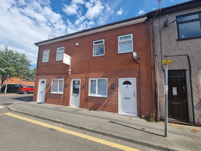 Apartment for rent in Worsley Brow, St Helens