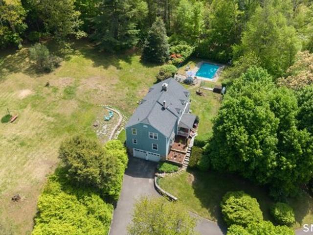 House for sale in Brookfield, Connecticut