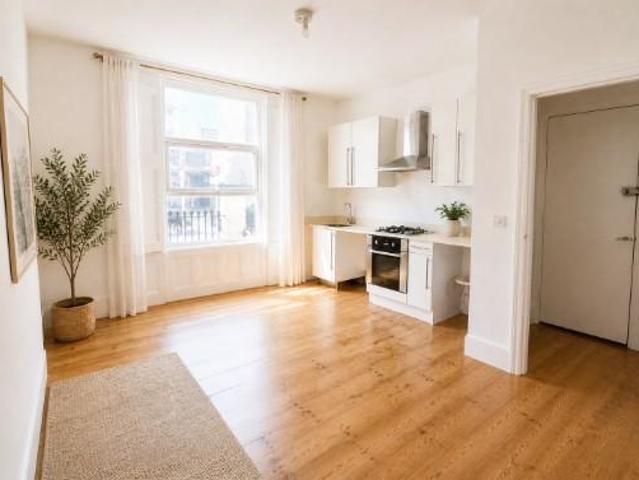 Apartment for rent in Archway, Greater London