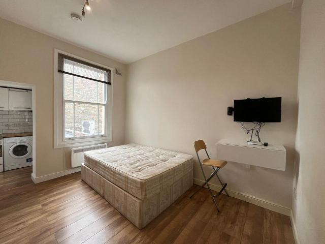 Studio for rent in Archway, Greater London