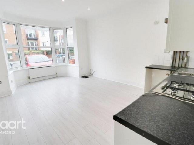 Apartment for rent in London Borough of Havering, Greater London
