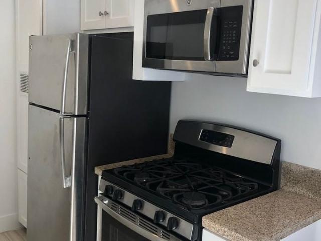 Apartment for rent in Canoga Park, California