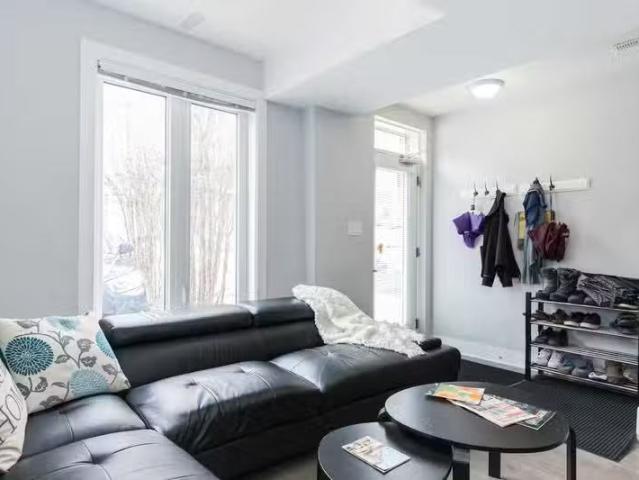 Condo for rent in Mulhurst Bay, Ontario