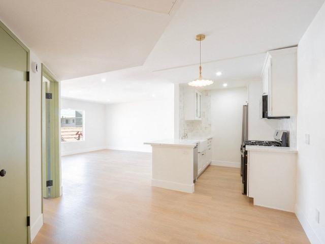 Apartment for rent in Pacoima Neighborhood Council, Canoga Park