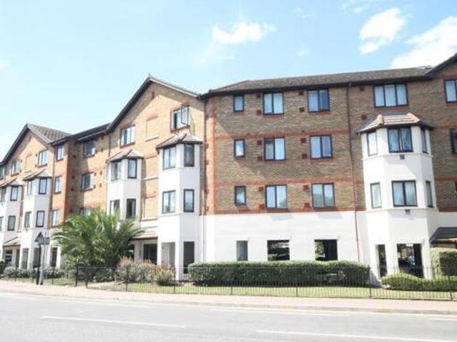 House for sale in Greater London