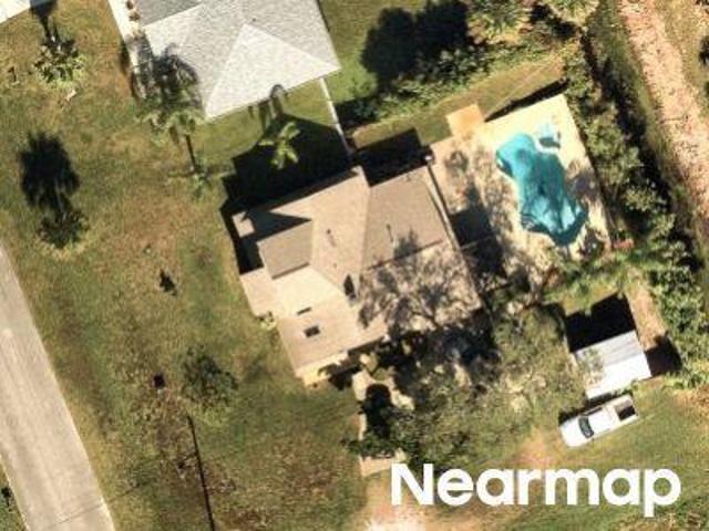 House for sale in Edgewater