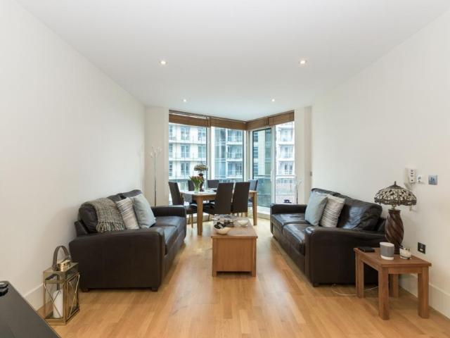 Apartment for rent in Battersea, Greater London