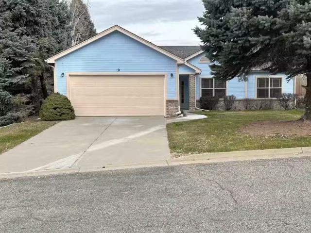 House for rent in Clifton