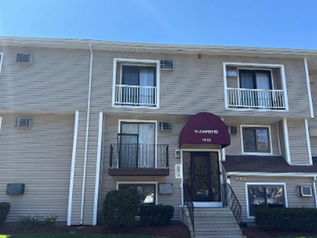 Condo for sale in Bristol, Massachusetts