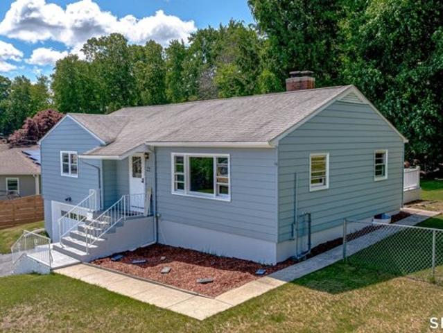 House for sale in Waterbury, Connecticut