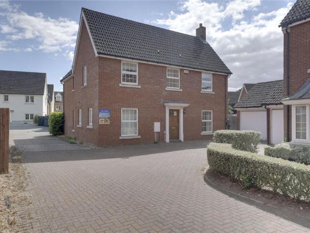 House for rent in Red Lodge, West Suffolk