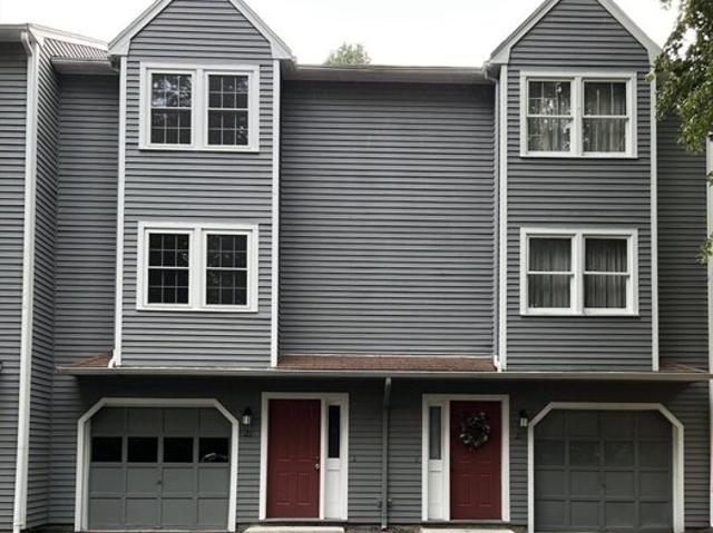 Condo for sale in Lowell