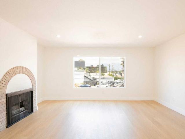 Apartment for rent in Van Nuys Neighborhood Council District, Canoga Park