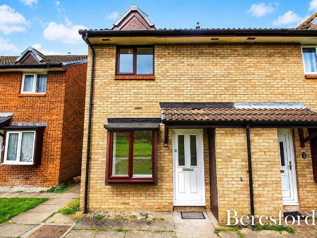 House for rent in Ardleigh Green, Greater London