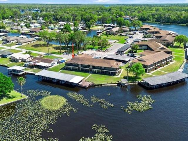 Condo for sale in Astor