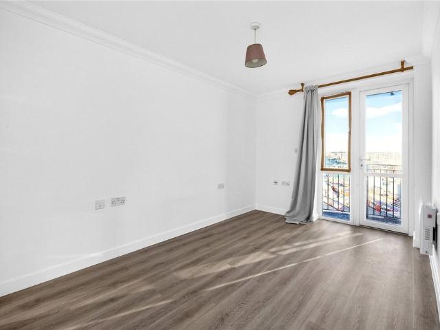 Apartment for rent in London Borough of Newham, Greater London