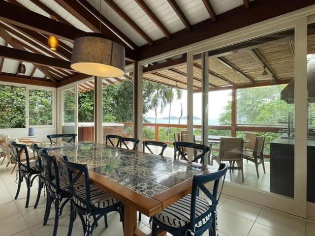 Casa aluguel em Região Imediata de Caraguatatuba-Ubatuba-São Sebastião, Região Metropolitana do Vale do Paraíba e Litoral Norte