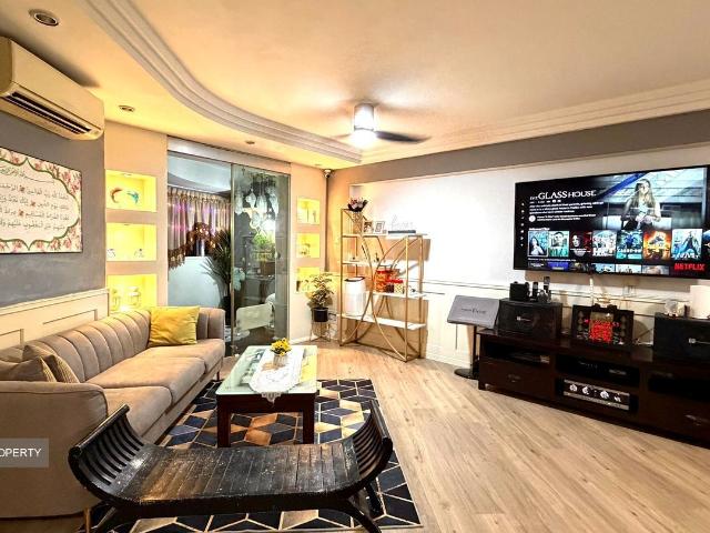 Detached House for sale