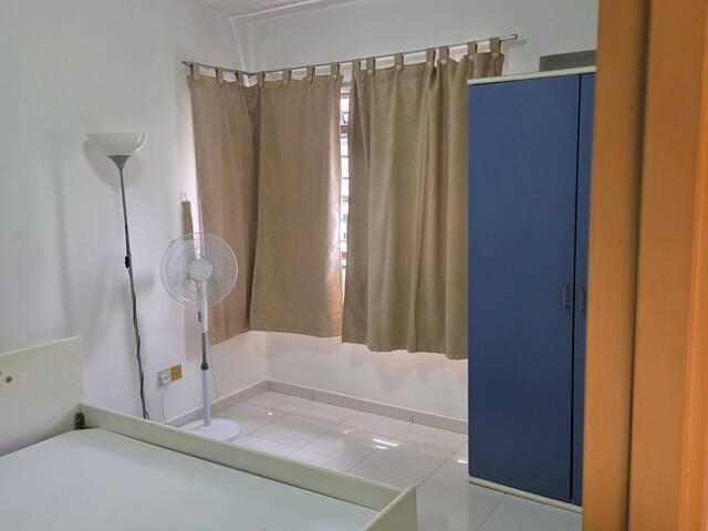 Room for rent