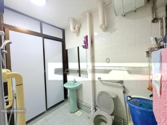 Detached House for sale in 05 South West