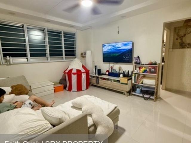 Detached House for sale in 05 South West