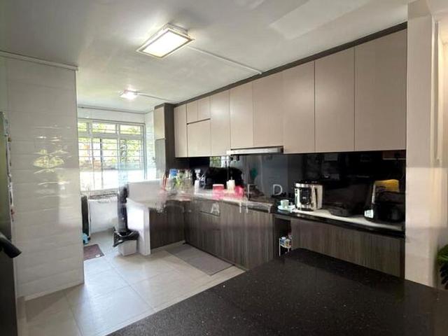 Detached House for sale in 05 South West