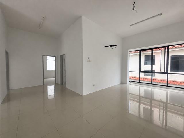Bungalow for rent in Wellesley, Penang