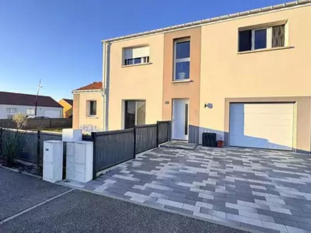 Maison vente à Metz, Jury