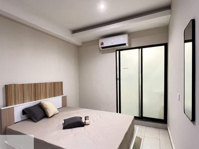 Room for rent in USJ 10 Taipan Triangle, Majlis Bandaraya Subang Jaya
