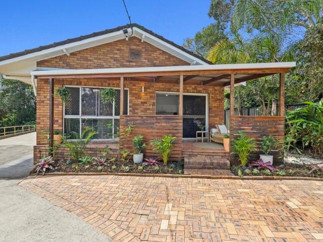 Duplex for sale in Currumbin, Gold Coast City