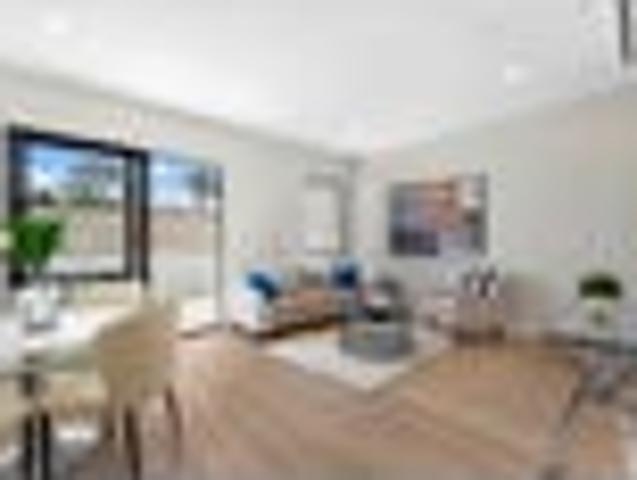 Townhouse for sale in Glen Innes, Oroua County