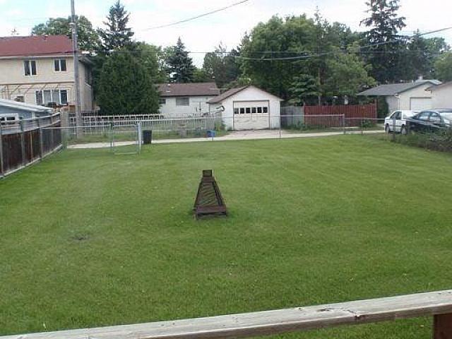 House for rent in East St. Paul, Manitoba
