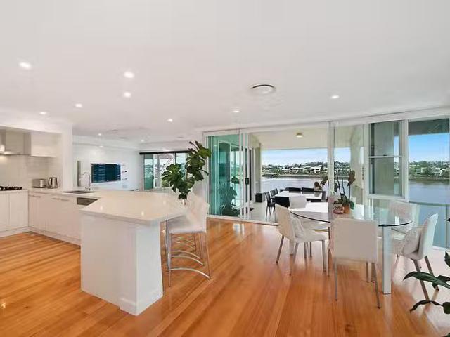 Apartment for rent in Toombul, Queensland