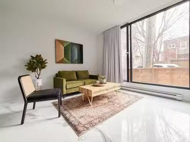 Apartment for rent in St. Leonard's, Quebec