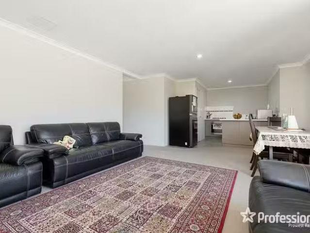 House for rent in Canning Vale, Western Australia