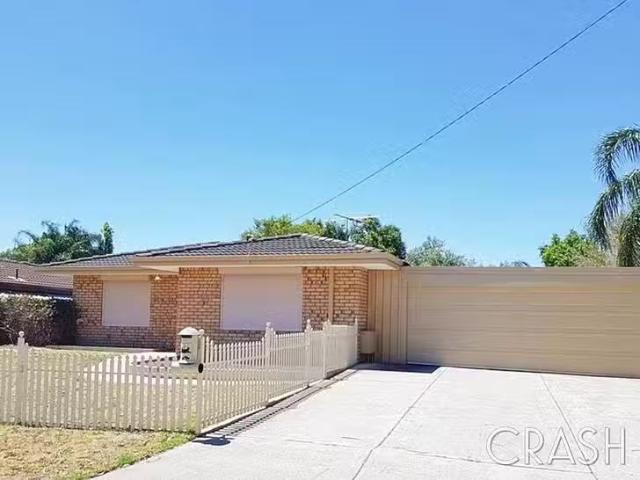 House for rent in Seville Grove, Western Australia