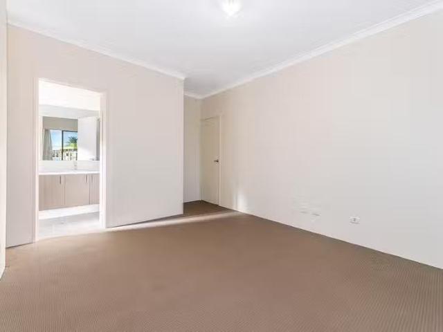 House for rent in Canning Vale, Western Australia
