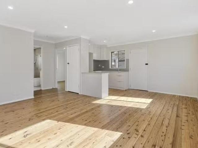 House for rent in Bateau Bay, New South Wales